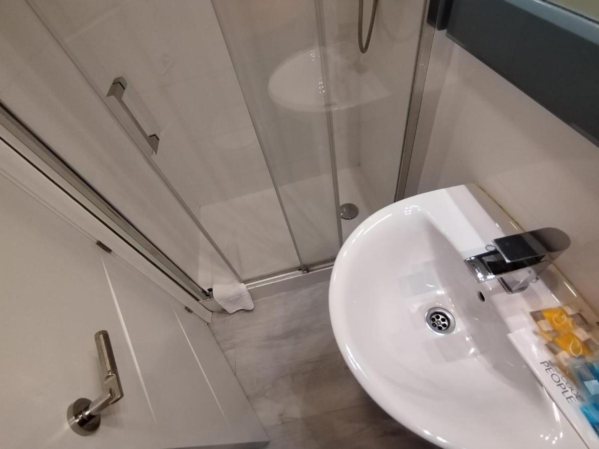 Apartamento Para 4 - Puerta Del Sol Мадрид Экстерьер фото